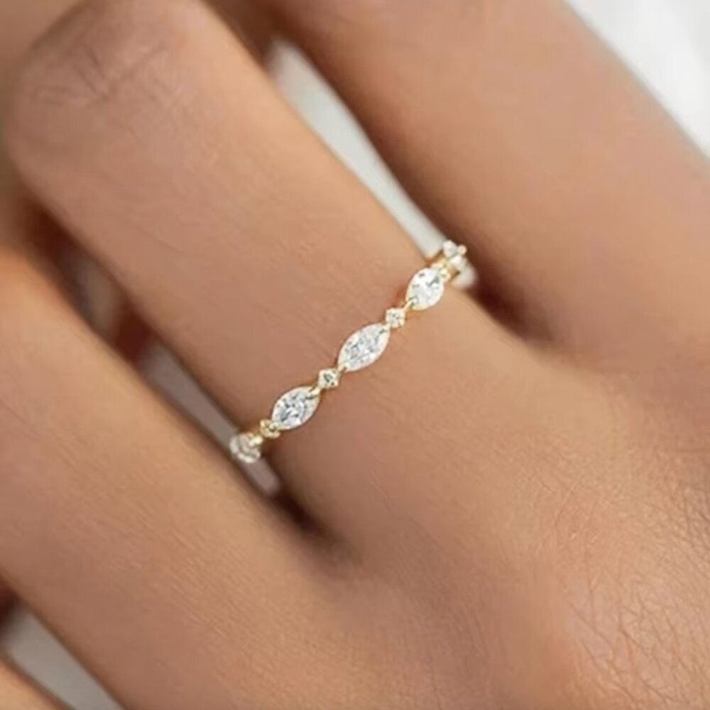 NEW 18k Yellow Gold Diamond Ring Band Dainty Stackable Ring